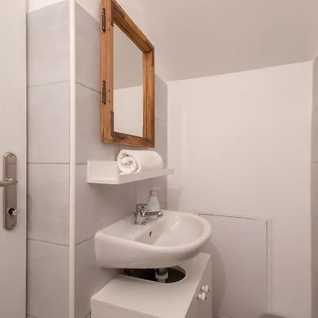 Kekmadaras Vendeghaz Affittacamere