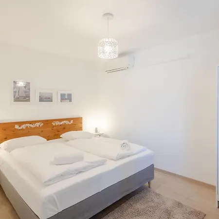 Kekmadaras Vendeghaz Affittacamere 4*